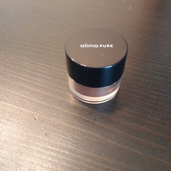 Alima Pure - Mocha Pearluster Eyeshadow - Picture 3 of 4